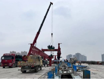 莫干山路提升改造工程吊裝使用起重滑車